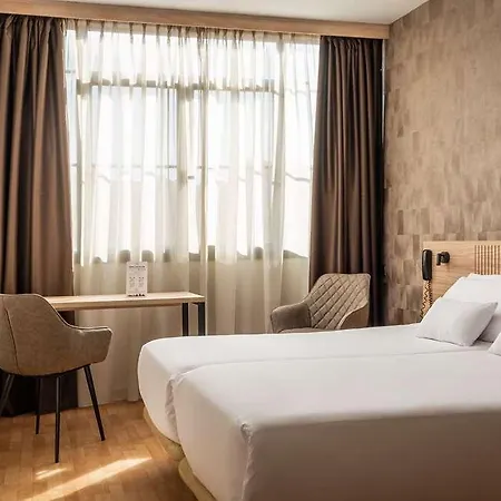 Petit Palace Eixample ホテル 4*