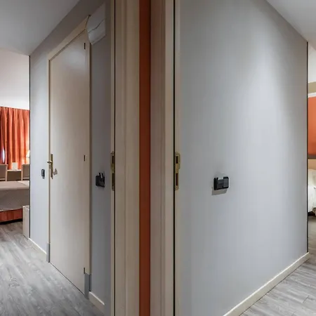 Petit Palace Eixample 4*