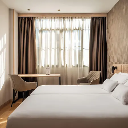 ホテル Petit Palace Eixample バルセロナ