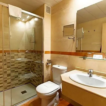 Hotel Petit Palace Eixample 4*