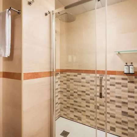 Hotel Petit Palace Eixample 4*