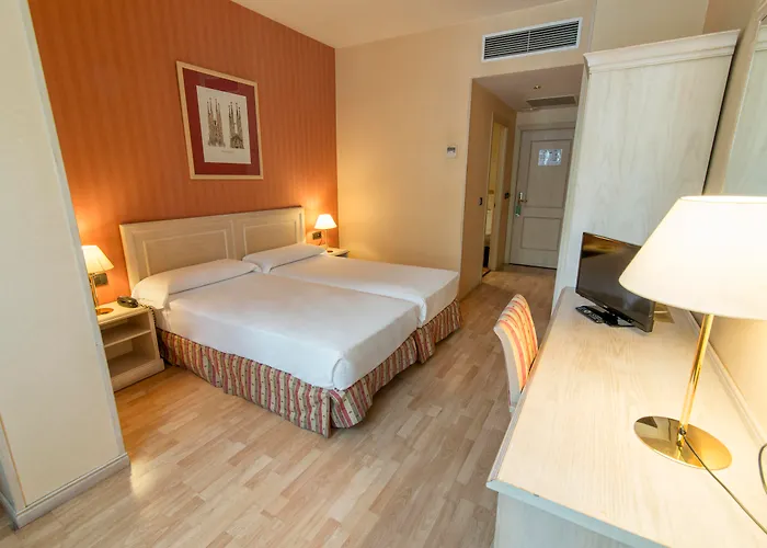 Petit Palace Eixample Hotel 4*