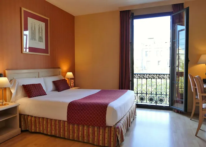 Petit Palace Eixample Hotel