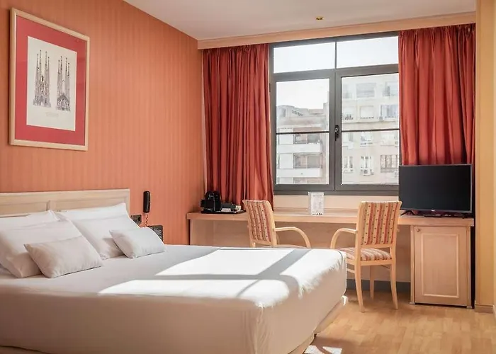 Petit Palace Eixample 4*