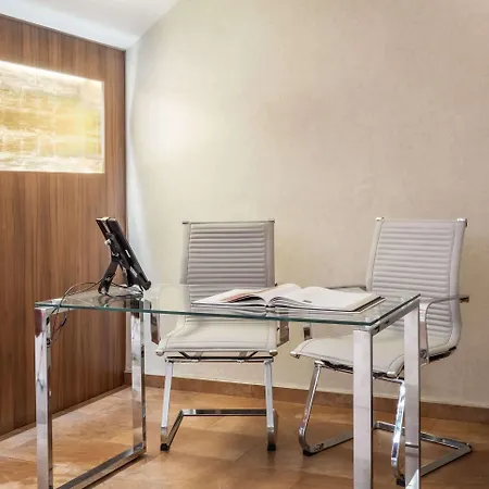Petit Palace Eixample 4*