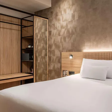 Hotel Petit Palace Eixample 4*