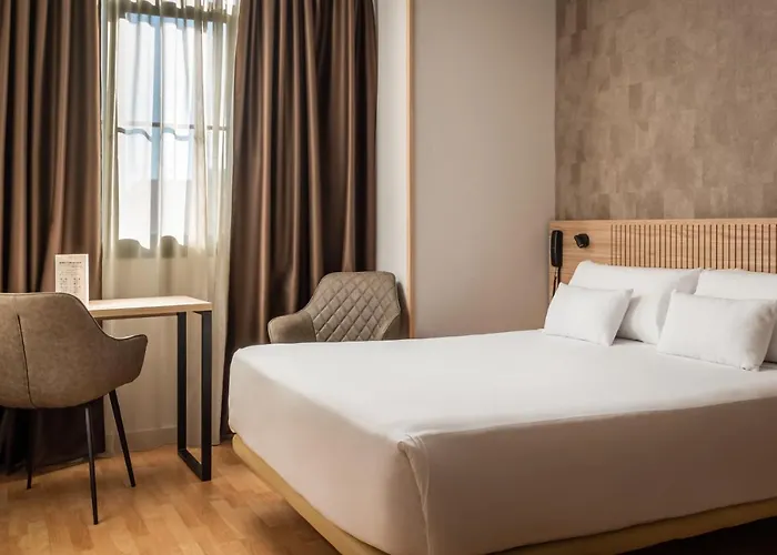 Petit Palace Eixample Hotel