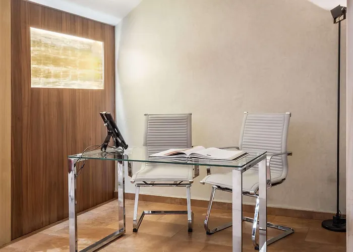 Petit Palace Eixample 4*