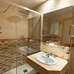 Petit Palace Eixample Hotel